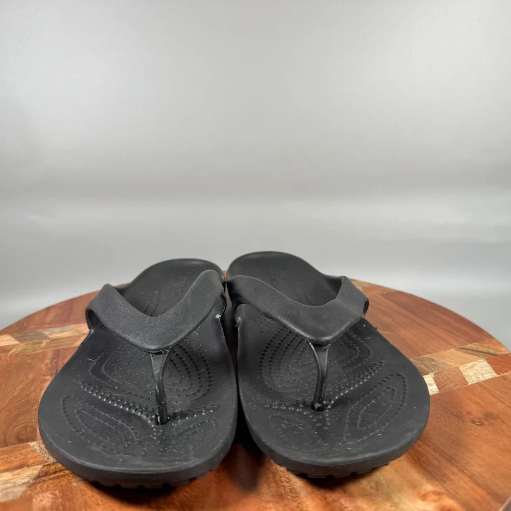 Crocs Kadee II Flip Flops Womens Size 9 Black Casual Beach Sandal 202492-001